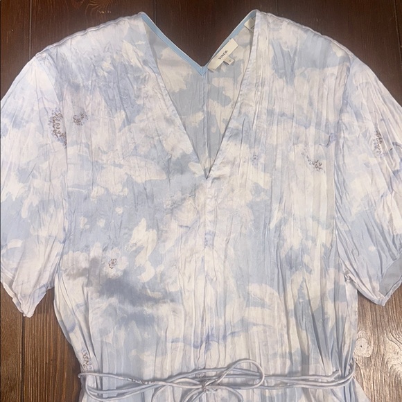 Vince Painted Magnolia V-Neck Midi Dress - Picture 5 of 11